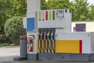 Detail shot of a filling station