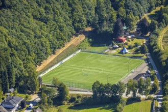 Aerial view, football stadium sports field Vor der Höh, SG Albaum/Heinsberg, sunshades in a meadow,
