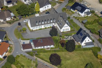 Aerial photo, former community primary school Würdinghausen, Am Königsberg, Würdinghausen,
