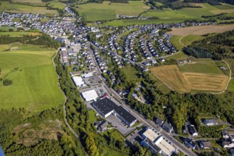 Aerial view, residential area, Elspe district on Bielefelder Straße, Elspe, Lennestadt, Sauerland,