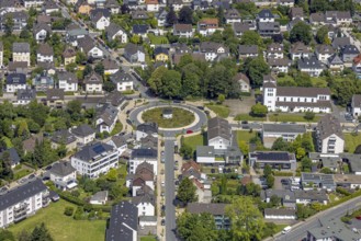 Catholic Church of St. Michael and roundabout Pfarrer-Leo-Reiners-Platz, Alter Holzweg,
