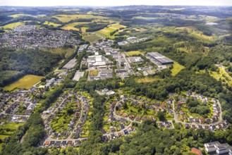 Aerial view, circular housing estate Rumbecker Holz, commercial area Wiebelsheide, behind