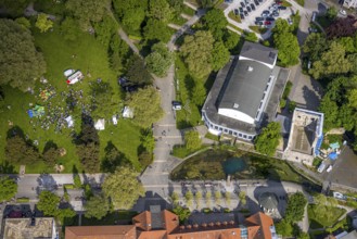Aerial view, Bad Lippspringe Congress Centre, Arminius Park with castle ruins and river Lippequelle