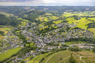 Aerial view, view of Feudingen in the valley, evang. Church and half-timbered houses, view of