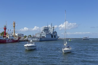 Frigate North Rhine-Westphalia, Boats, Hanse-Sail, Unterwarnow, Warnemünde, Rostock,