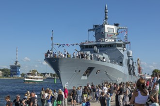Frigate North Rhine-Westphalia, boat, visitors, Hanse-Sail, Warnemünde, Rostock,