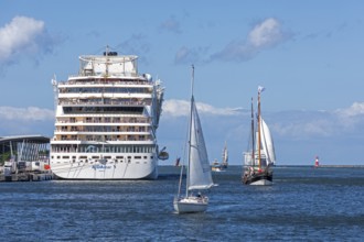 Cruise ship Aida mar in the harbour, sailing boats, Hanse Sail, Unterwarnow, Warnemünde, Rostock,