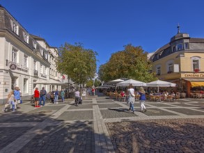 Pedestrian zone, traffic-calmed, old town, architecture, people, café, cobblestones, shops, row of