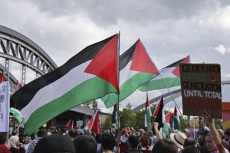 Several thousand people take part in a pro-Palestine demonstration under the slogan United 4 Gaza
