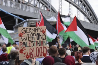 Several thousand people take part in a pro-Palestine demonstration under the slogan United 4 Gaza