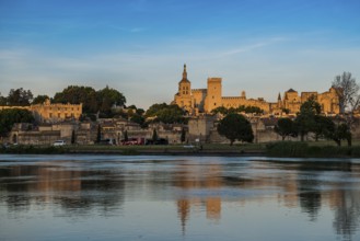 Palace of the Popes, Palais des Papes, sunset, Avignon, Provence, France