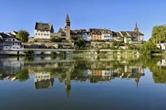 Old town with the tower of the Muri- Amthof, in the foreground the river Reuss, Bremgarten,