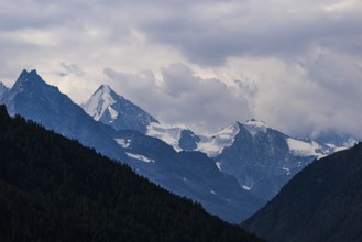 The Besso mountains with twin peaks and the Obergabelhorn, view from Ayer, Val d'Anniviers, Valais