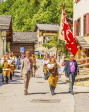 Drummers' and pipers' meeting in Mission, here the entry of a music group led by a standard-bearer,