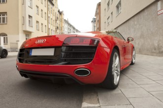 Red Audi R8, V10 engine, rear view