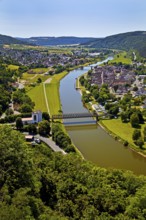 Elevated view of the river Weser and the town of Bodenwerder, birthplace of Münchhausen,