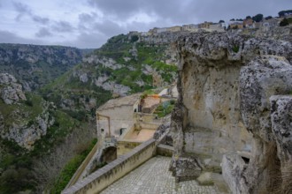 Cave settlement, cave dwellings, houses, Sassi, Matera, Unesco World Heritage Site, Basilicata,