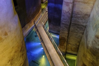 Palombaro lungo cistern, cave settlement, cave dwellings, houses, Sassi, Matera, Unesco World