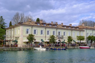Padiglione degli Ufficiali at the harbour basin, Peschiera del Garda, Lake Garda, Veneto, Italy