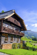 Old farmhouses, St. Oswald, near Bad Kleinkirchheim, Nockberge, Carinthia, Austria