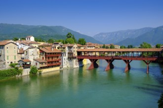 Ponte degli Alpini, with Brenta, Bassano del Grappa, Veneto, Italy