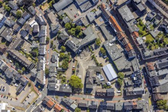 Aerial view, Knapper primary school and schoolyard, Theodor-Schulte Platz, Lüdenscheid town,