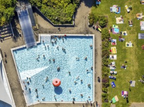 Aerial view, outdoor swimming pool, swimming pool with bathers, Lüdenscheid town, Lüdenscheid,
