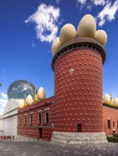 Dali Museum, Dali Museum in Figueres, entrance to the museum in the Torre Gorgot, Figueres,