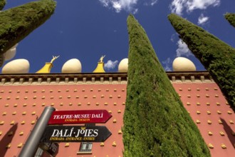Dali Museum, Dali Museum in Figueres, detail with blue cloudy sky, Figueres, Figueras, Catalonia,