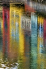 Reflections of the colourful facades in the river Onyar, Girona, Cataluña, Gerona, Catalonia,