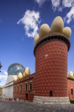 Dali Museum, Dali Museum in Figueres, entrance to the museum in the Torre Gorgot, Figueres,