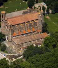 Esglesia Sant Joan les Fonts, Monestir de Sant Joan les Fonts with the three-nave Romanesque