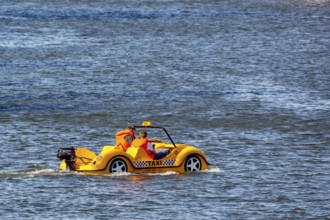 GdaÅsk, pedal boat on the Motlawa, Gdansk, Baltic Sea coast, Baltic Sea, pomorskie, Pomeranian