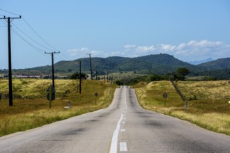 Country road between Santa Clara and Trinidad Valley of Ingenios, Valle de los Ingenios, country