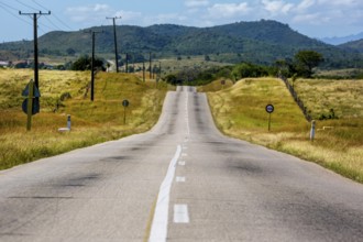 Country road between Santa Clara and Trinidad Valley of Ingenios, Valle de los Ingenios, country