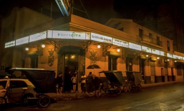 Hemingway s Bar En el Floridita, musician in one of the many music bars and music restaurants in