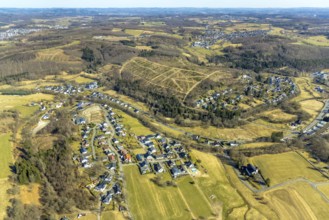 Aerial view, residential area, view of Brün district, forest area with forest damage, Brün, Wenden,
