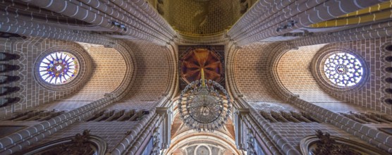 UNESCCO World Heritage Site, Nave of the Cathedral, Sé Catedral de Évora Basílica Sé Catedral de