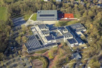 Aerial photo, Börde-Berufskolleg vocational school, sports hall and sports field, Soest, Soester