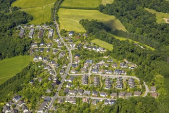 Aerial view, residential area, local view Frohnberg with Voßnacker Straße and terraced house
