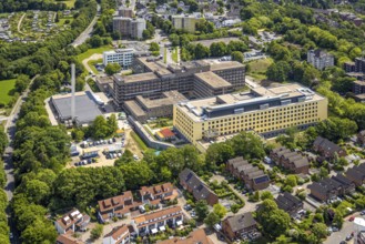 Aerial view, HELIOS Klinikum Niederberg with construction site and new building, Velbert, Ruhr