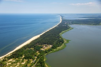 UnieÅ'cie, nest, beach, lagoon-like Jamno, Lake Jamunder, lagoon, Baltic Sea coast, Województwo