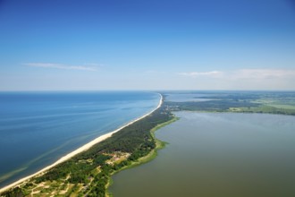 UnieÅ'cie, nest, beach, lagoon-like Jamno, Lake Jamunder, lagoon, Baltic Sea coast, Województwo