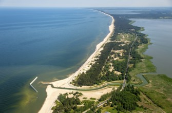 UnieÅ'cie, nest, beach, lagoon-like Jamno, Lake Jamunder, lagoon, Baltic Sea coast, Województwo