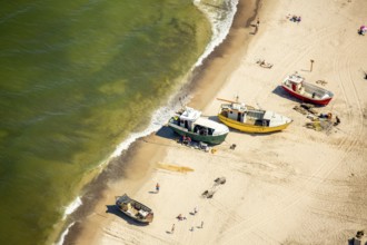 Sarbinowo, fishing, fishing boats lying on the beach, ships, Baltic Sea coast, Województwo