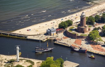 KoÅ'obrzeg, Kolobrzeg, lighthouse with bastion, Baltic Sea beach, Baltic Sea coast, Województwo