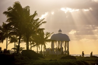 Wedding pavilion on the beach of Varadero with sunset in the hotel complex PARADISUS VARADERO