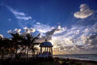 Wedding pavilion on the beach of Varadero with sunset in the hotel complex PARADISUS VARADERO