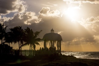 Wedding pavilion on the beach of Varadero with sunset in the hotel complex PARADISUS VARADERO