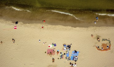 Bathers, Niechorze, Horst seaside resort, beach, Baltic Sea beach, Baltic Sea coast, Wojewóüdztwo